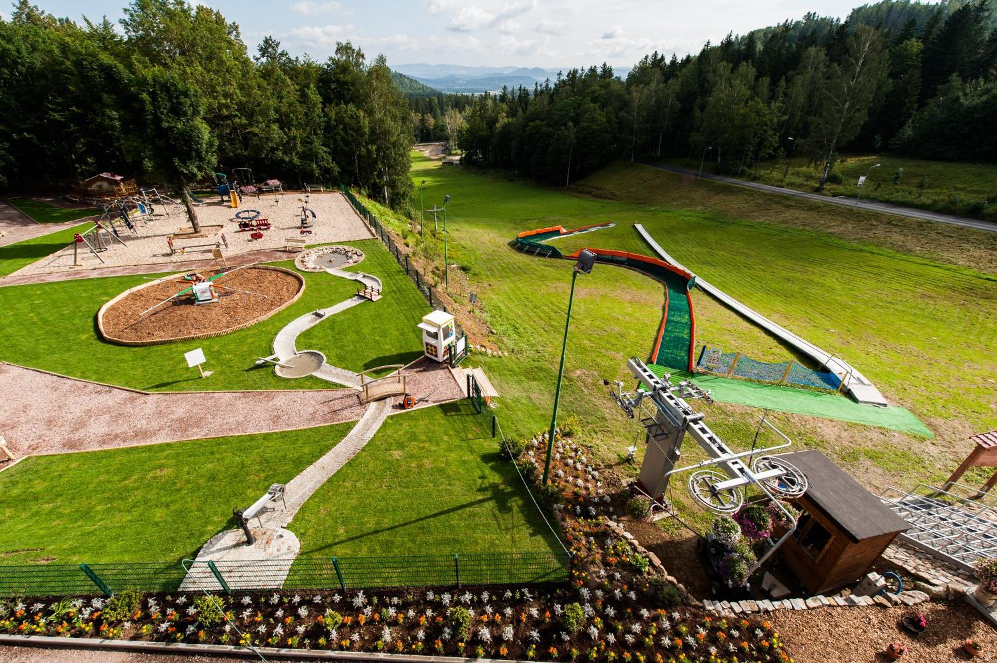 Przystanek Bavaria - Sauny, Parking Oraz Wstep Do Parku Bajek W Cenie! Karpacz Luaran gambar